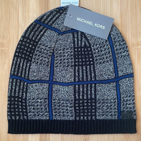 Brand New Michael Kors Black & Blue Knit Beanie Hat w/  Metal Logo Accent - Picture 2 of 15